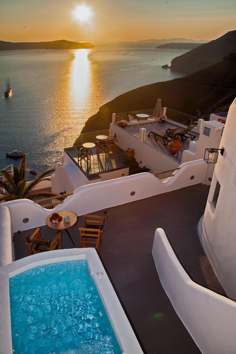 Aperto Suites - Adults Only Фира Екстериор снимка