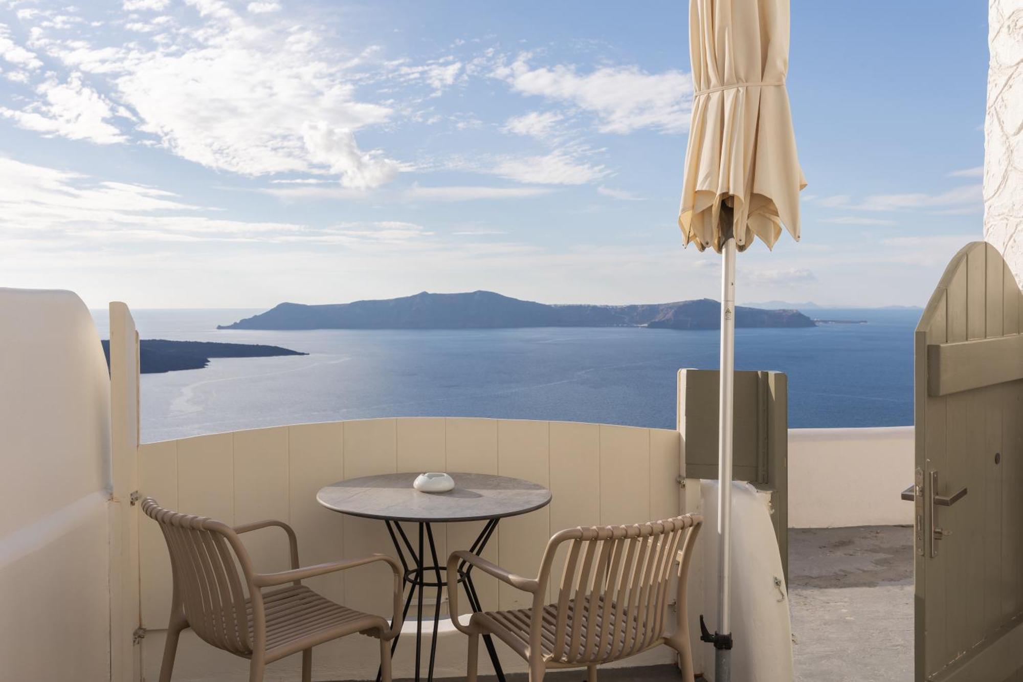 Aperto Suites - Adults Only Фира Екстериор снимка