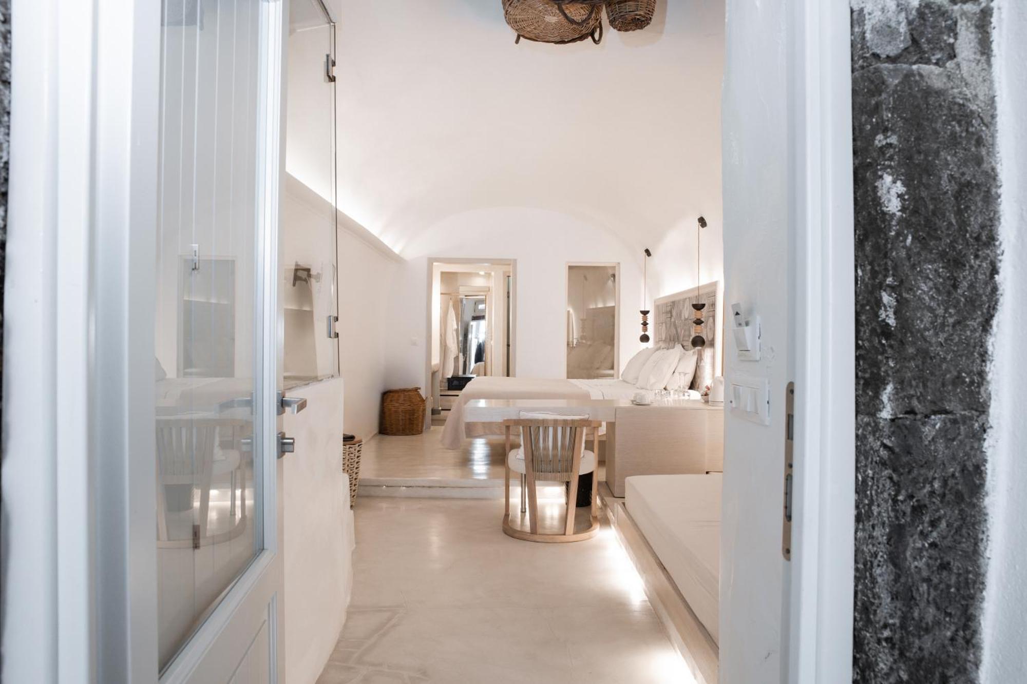 Aperto Suites - Adults Only Фира Екстериор снимка