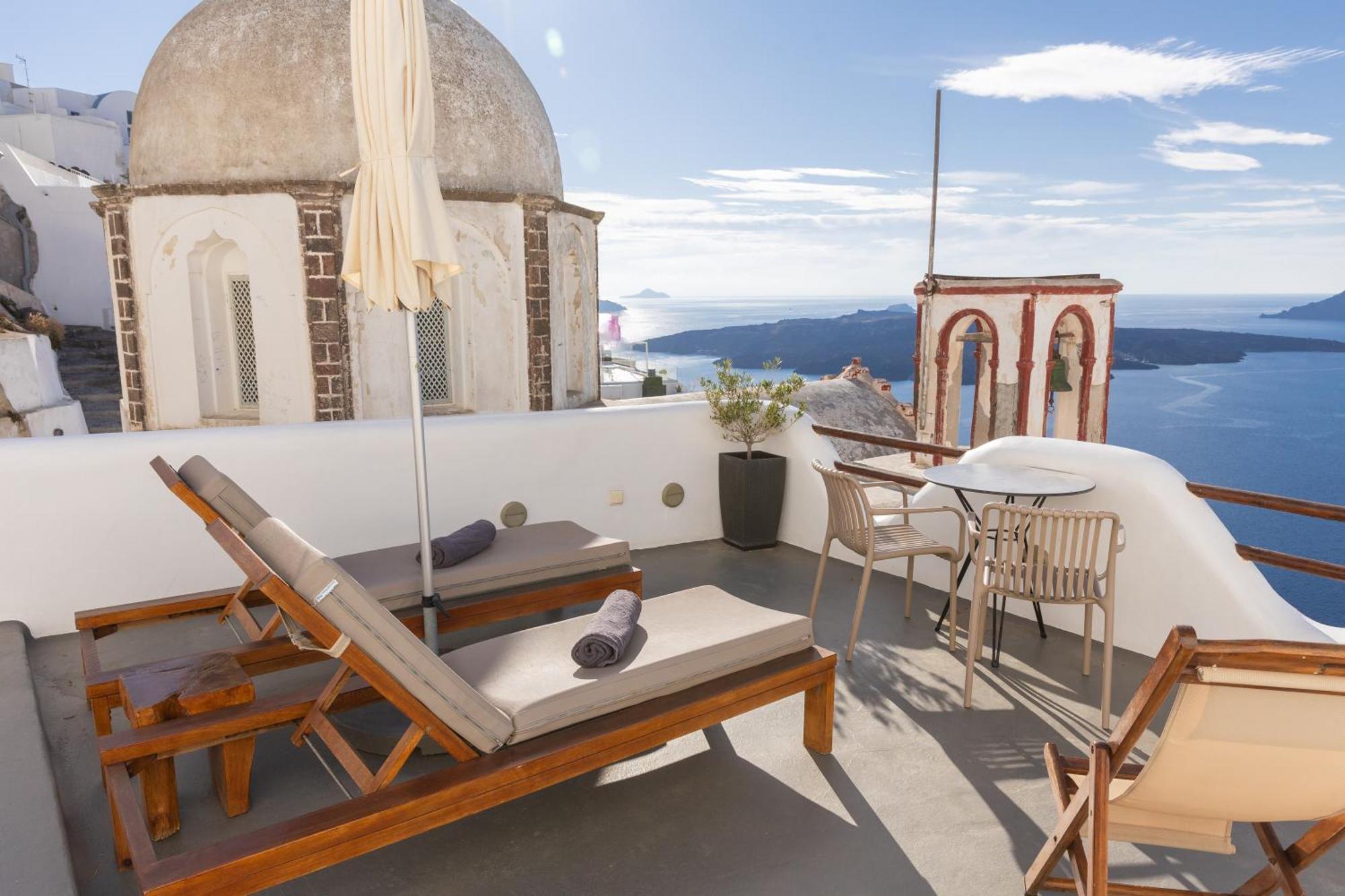 Aperto Suites - Adults Only Фира Екстериор снимка