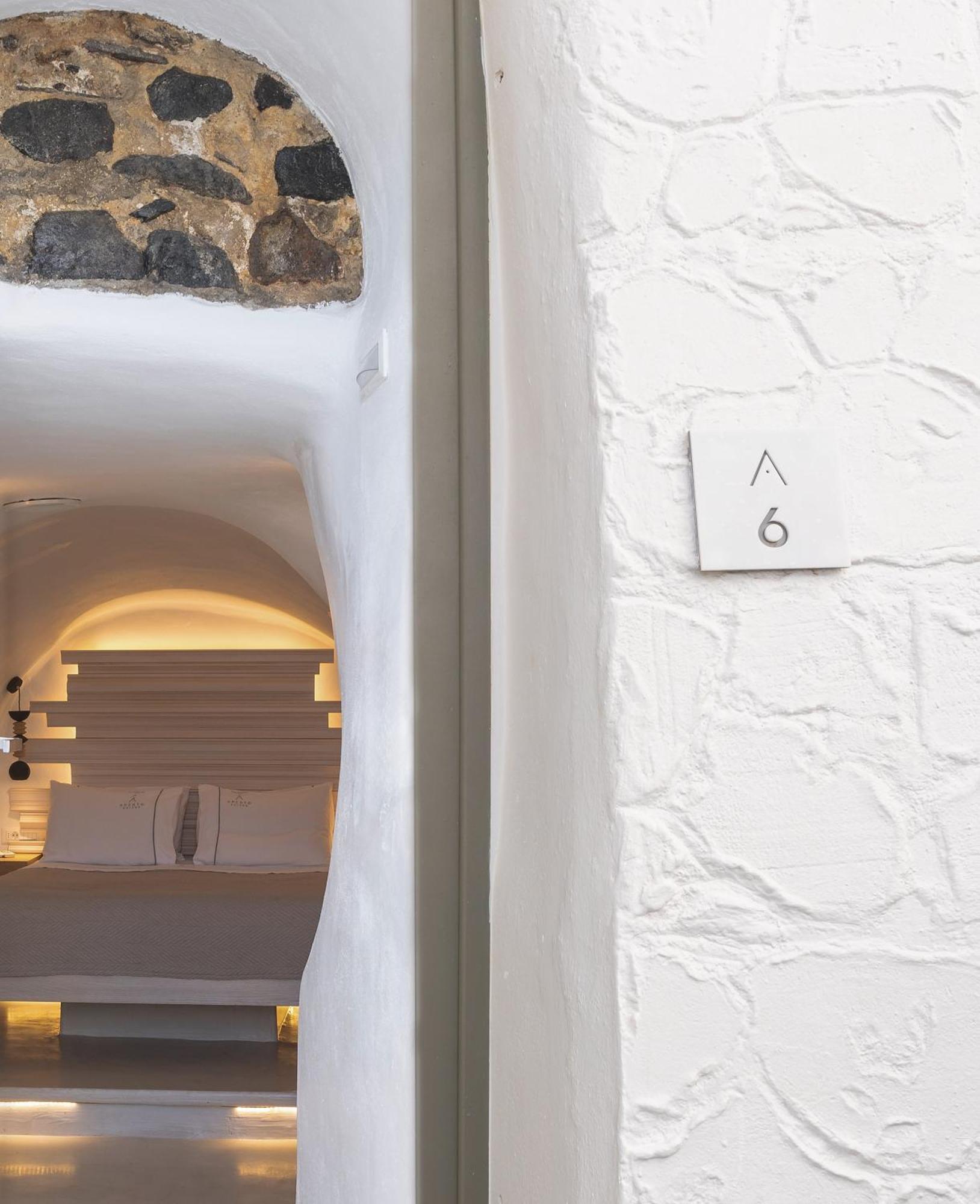 Aperto Suites - Adults Only Фира Екстериор снимка