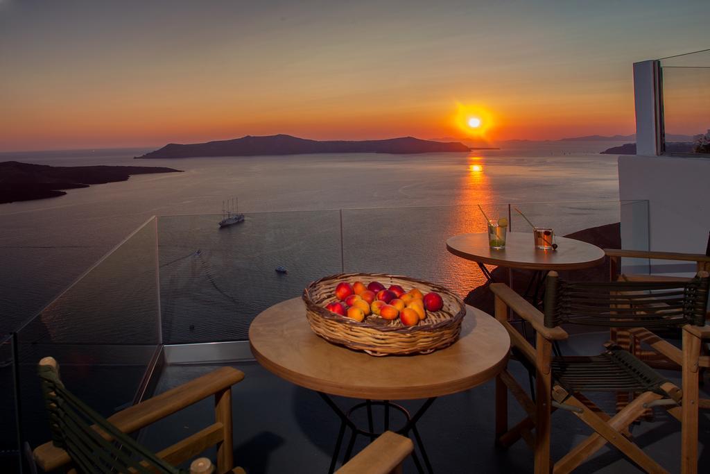 Aperto Suites - Adults Only Фира Екстериор снимка