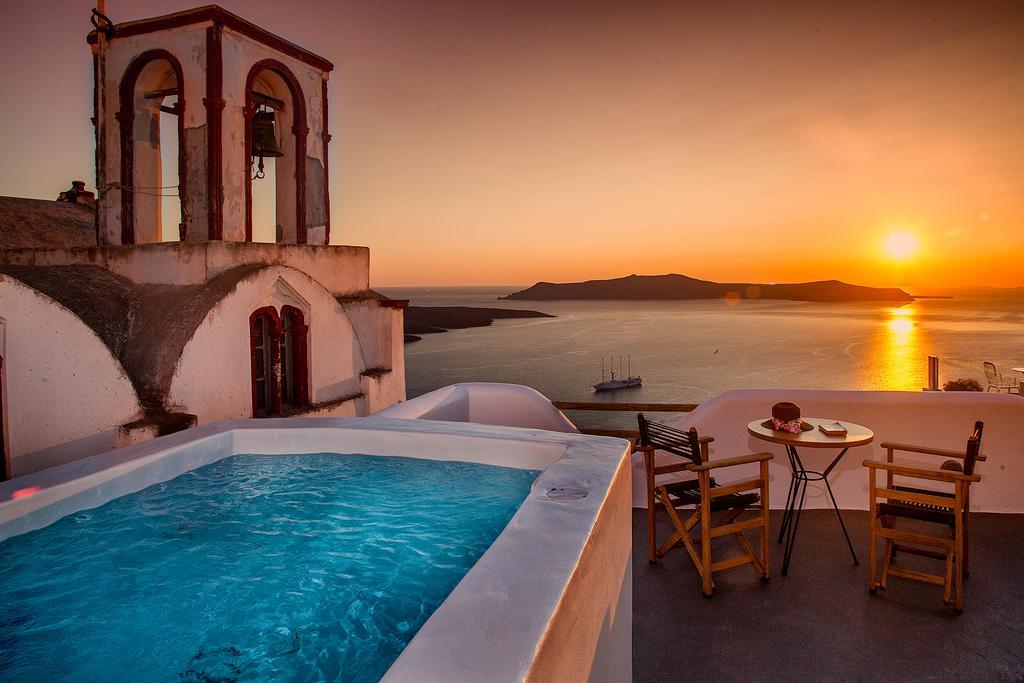 Aperto Suites - Adults Only Фира Екстериор снимка